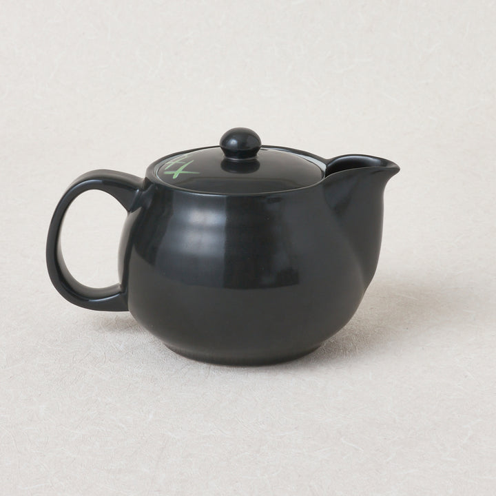 Kutani Ware Teapot With Jumping Rabbit Design, 12.1 Malta