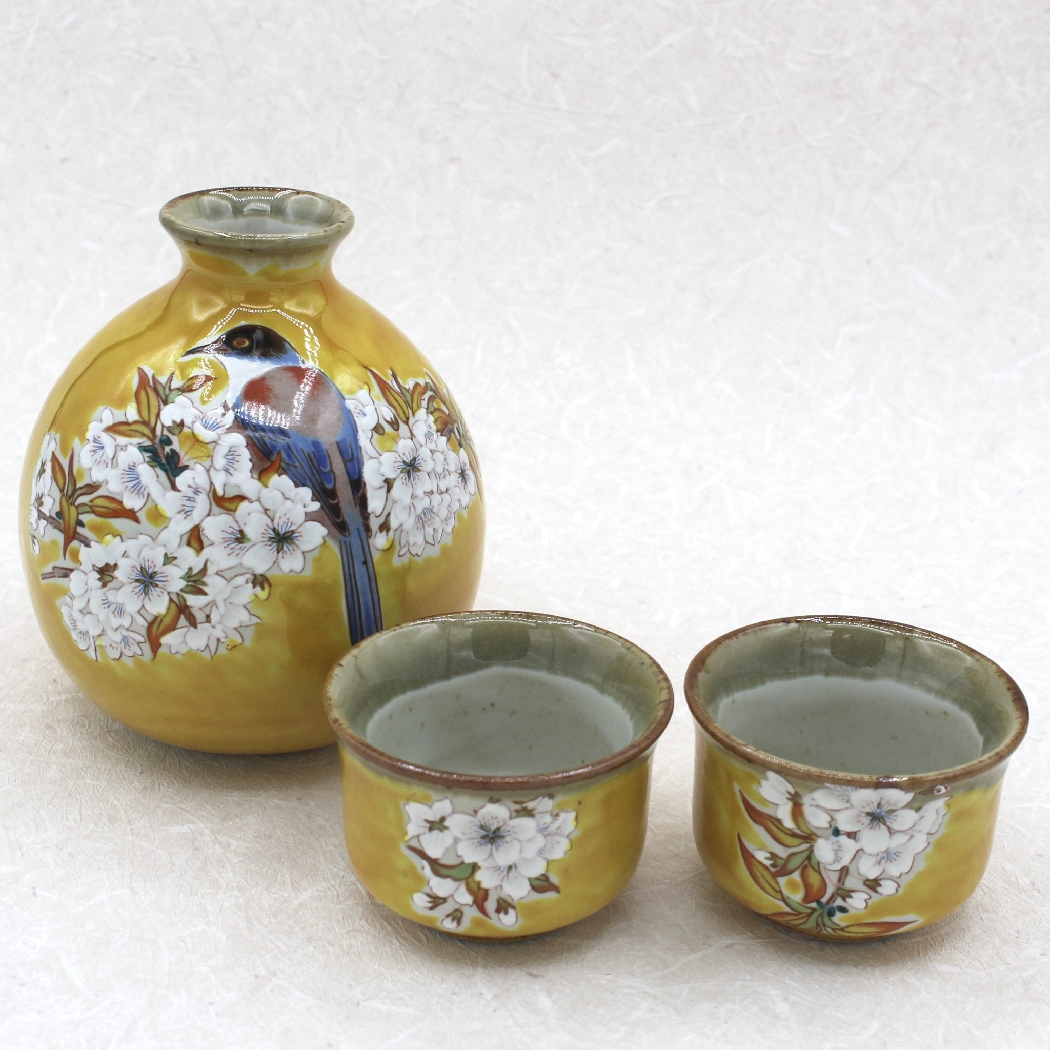 Kutani Ware Japanese Sake Set (Ochoko & Tokkuri) Yoshidaya Style Mount ...